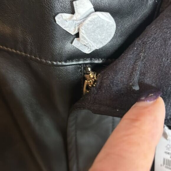 Gap NWT faux leather Cheeky Straight Sky High pants, size 8 R - Picture 5 of 13